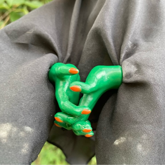 😻 3 for $13 *broken* Halloween Witch Hanging - Picture 6 of 11